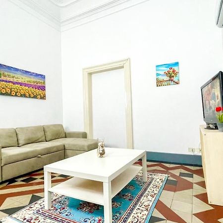 San Giuliano'S Street - Holiday Home كاتانيا المظهر الخارجي الصورة