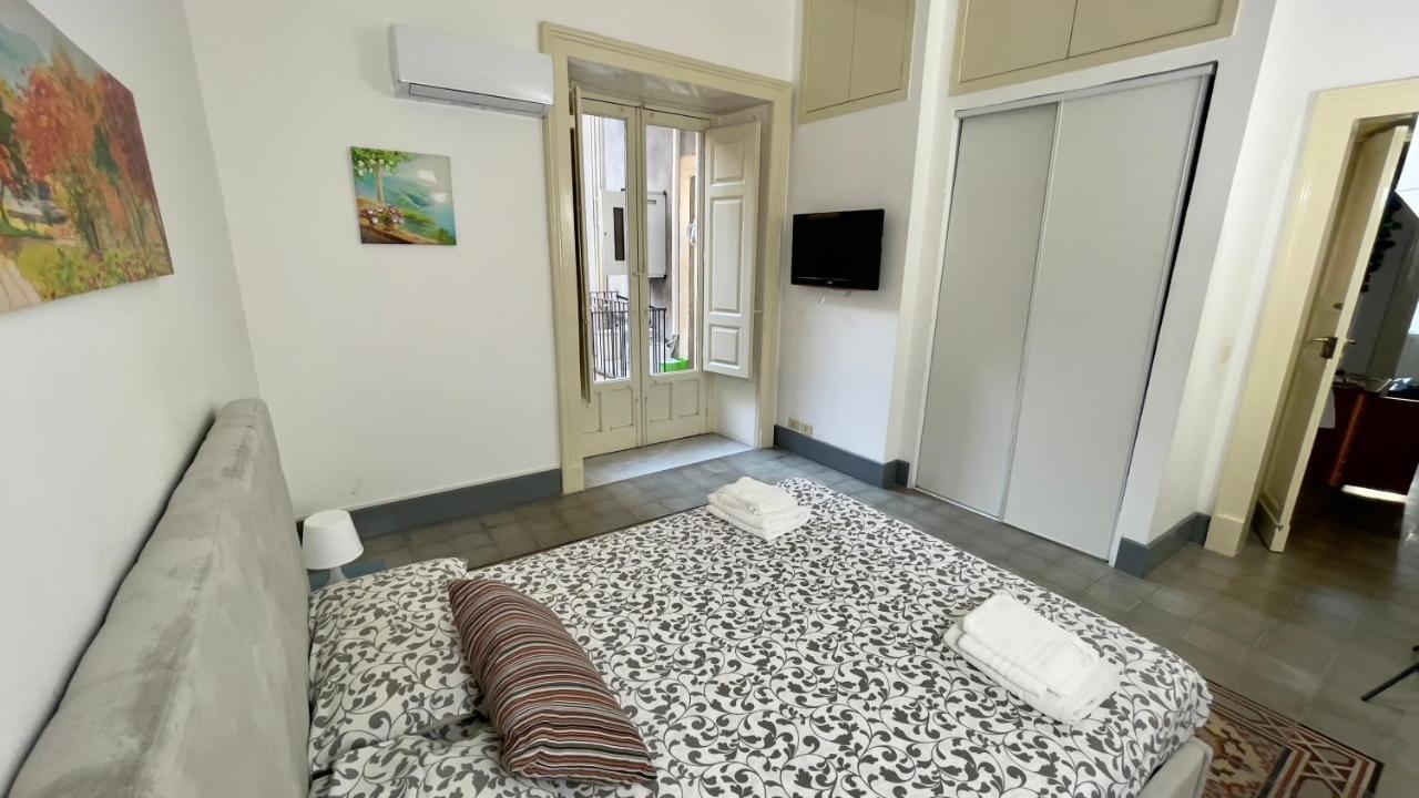 San Giuliano'S Street - Holiday Home كاتانيا المظهر الخارجي الصورة